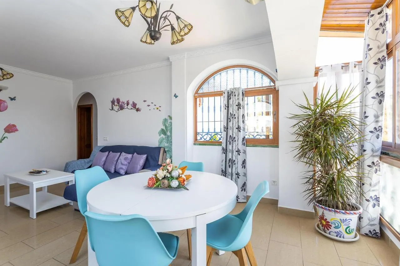 Apartamento Con Piscina Privada Nerja 0*,