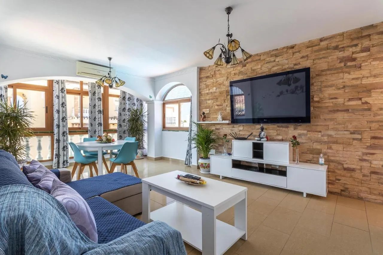 Apartamento Con Piscina Privada Nerja 0*,